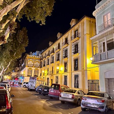 Suites Las Setas & Bicicletas Electricas Gratis Seville Exterior photo