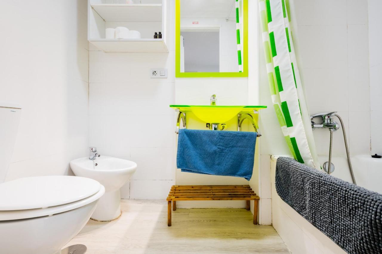 Suites Las Setas & Bicicletas Electricas Gratis Seville Exterior photo